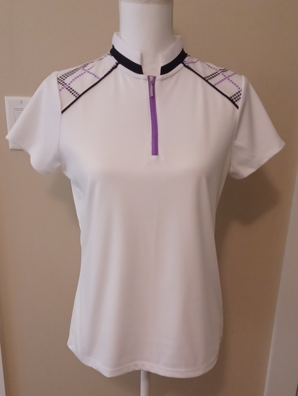 Izod Women's White Short-Sleeve Performance Golf Shirt with Purple  Accents
